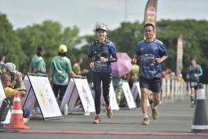 BIB: 0134
                            <button type="button" onclick="openModal(4945166)" class="btn btn-primary btn-sm float-right btn-popup" data-toggle="modal" data-target=".modal-high-quality">
                        <i class="fas fa-shopping-cart"></i> Add to Cart
                    </button>
                                            <button type="button" onclick="isThisMe(4945166, true)" class="btn btn-success btn-sm float-right btn-popup btn-isme hidden" data-toggle="tooltip" data-placement="bottom" title="นี่คือรูปของคุณใช่ไหม คลิกที่นี่เพื่อเอาเข้าอัลบั้ม">
                        <i class="fas fa-plus"></i> Add to album
                    </button>
                    <button type="button" onclick="isThisMe(4945166, false)" class="btn btn-warning btn-sm float-right btn-popup btn-isnotme hidden">
                        <i class="fas fa-ban"></i> Remove from album
                    </button>